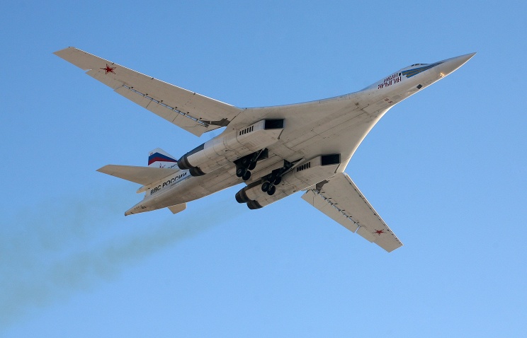 Бомбардировщик Ту-160