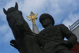 Россия остается на второй год рецессии